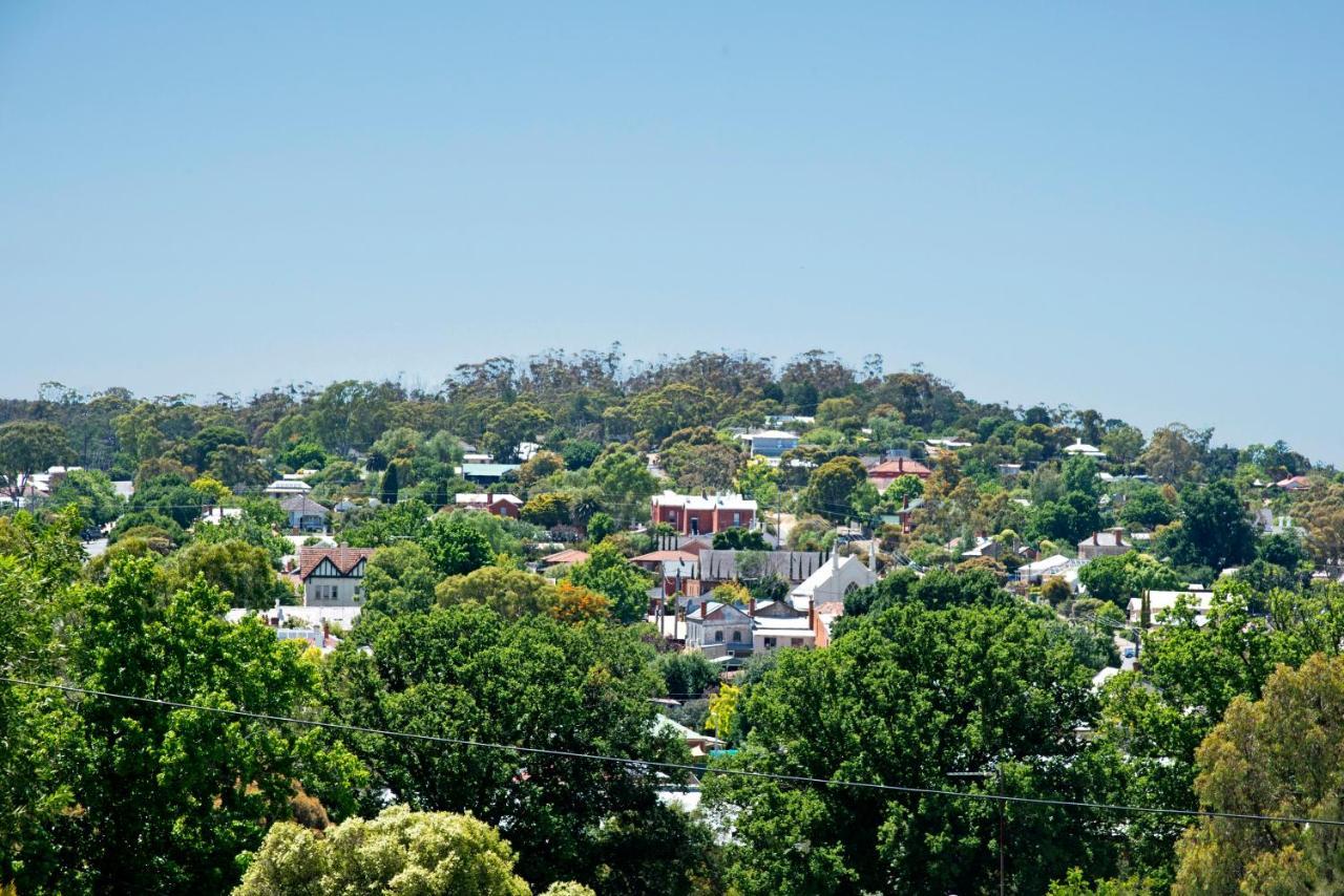 52Views Castlemaine Apartment Exterior photo